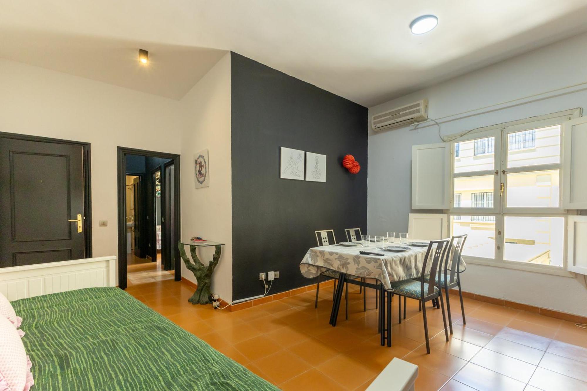 Conde Center Premium Suites, Free Parking Sevilla Kültér fotó