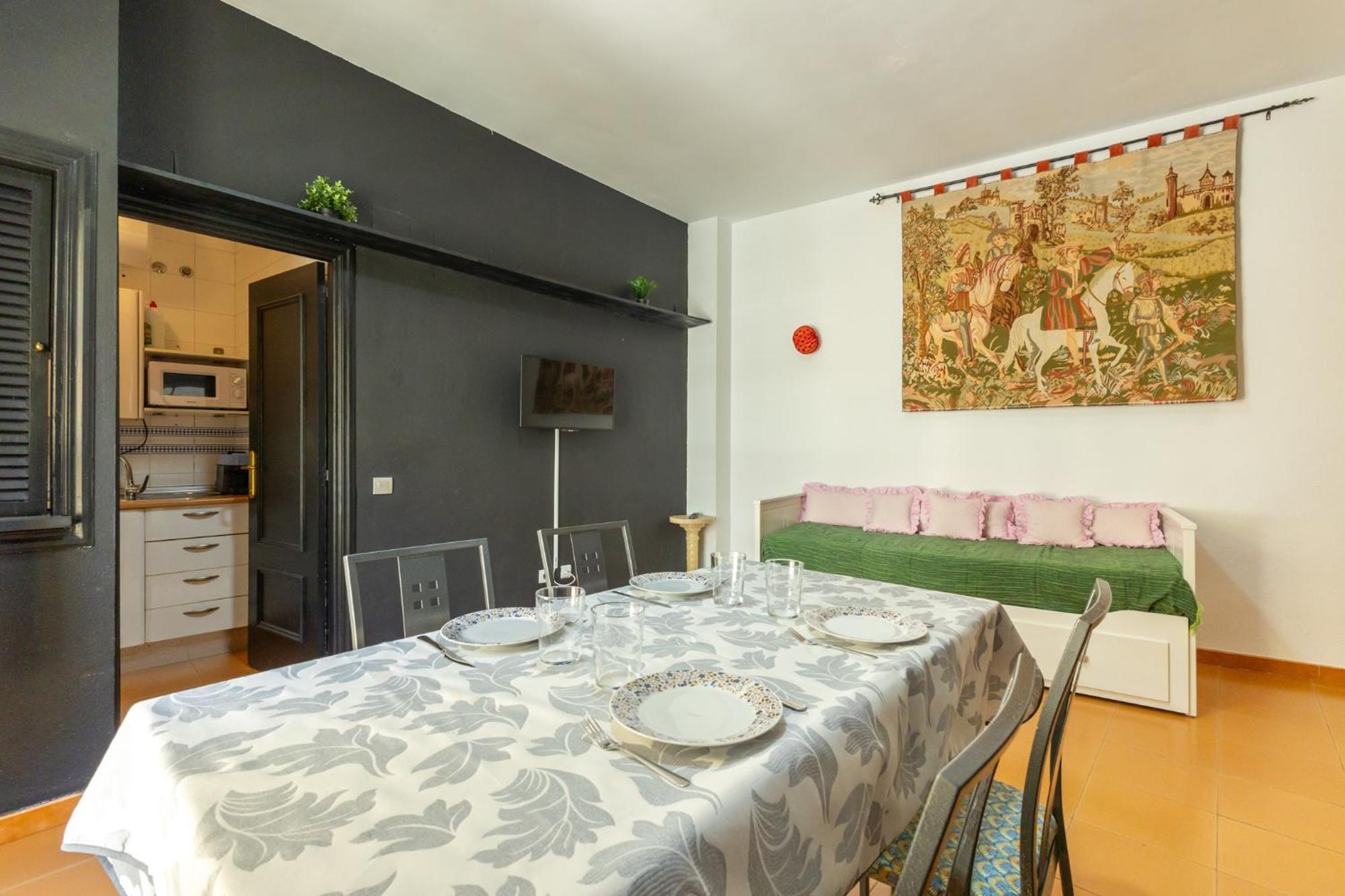 Conde Center Premium Suites, Free Parking Sevilla Kültér fotó